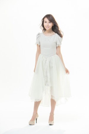 May J.フルオーケストラをバックに“レリゴー”歌う