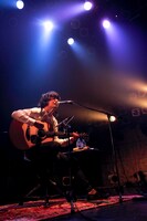 石崎ひゅーい（Photo by HAJIME KAMIIISAKA）