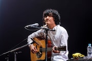 石崎ひゅーい(Photo by HAJIME KAMIIISAKA)