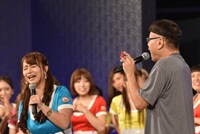 白石茉莉奈（恵比寿★マスカッツ）の持ち物チェックでリップクリームを発見したイジリー岡田。