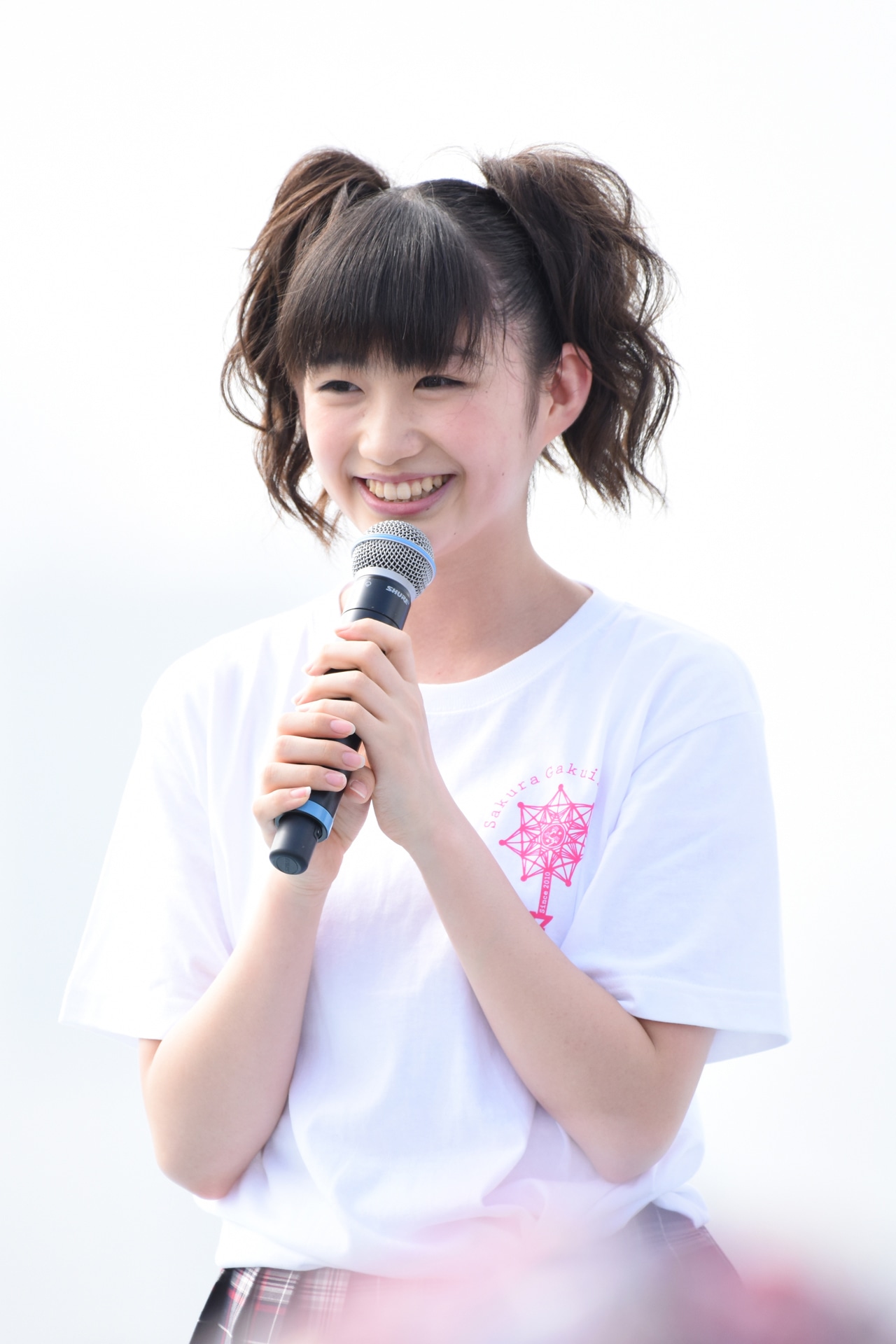 岡崎百々子