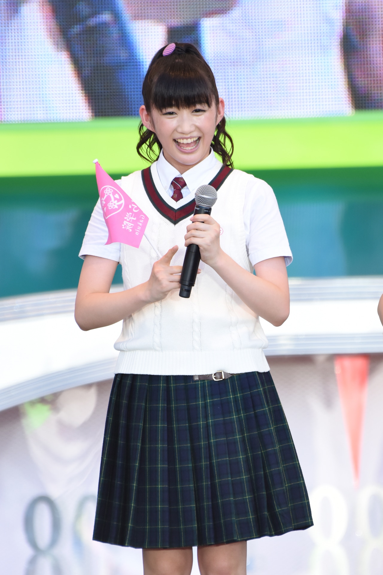 岡崎百々子