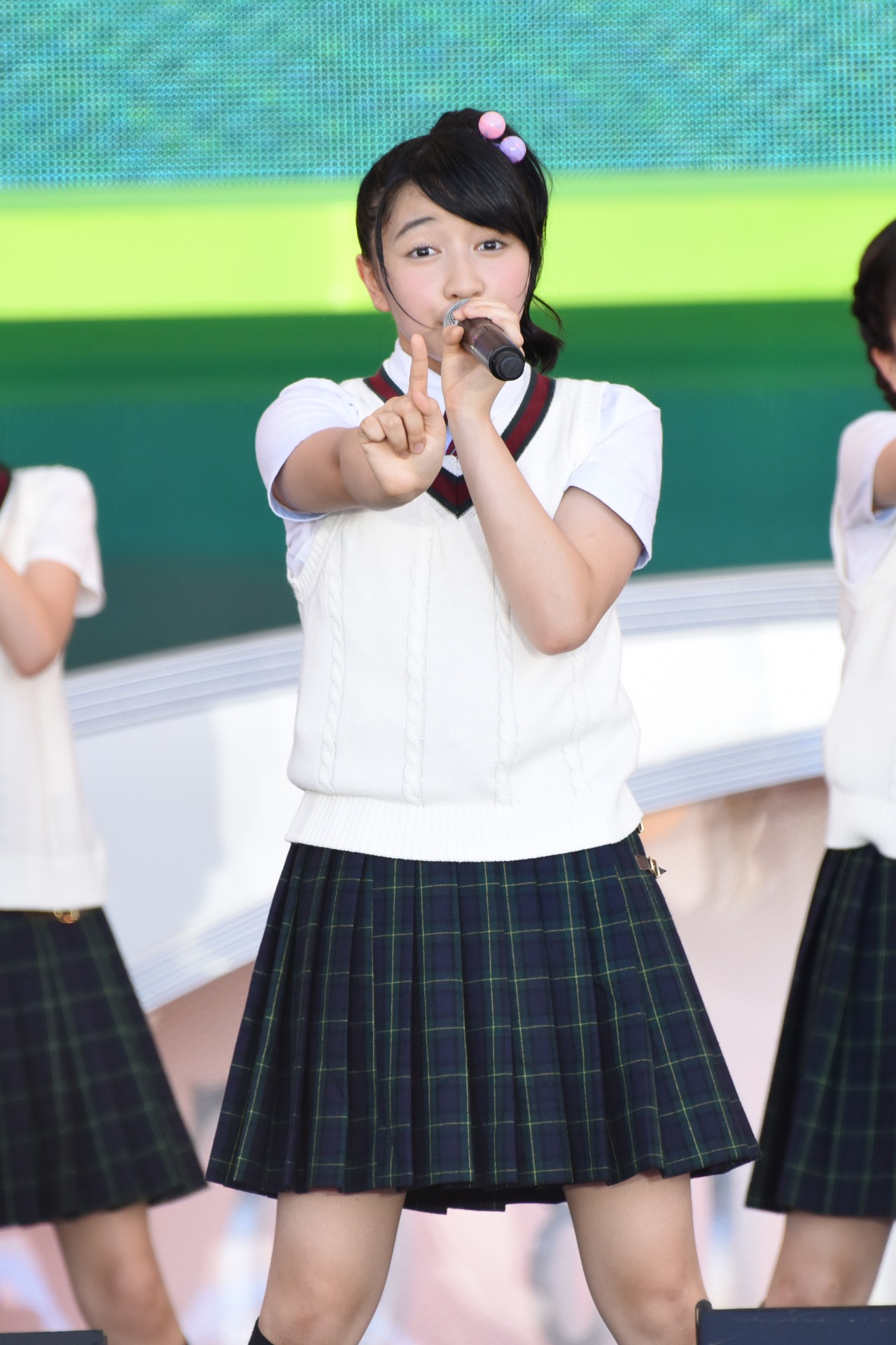 日高麻鈴