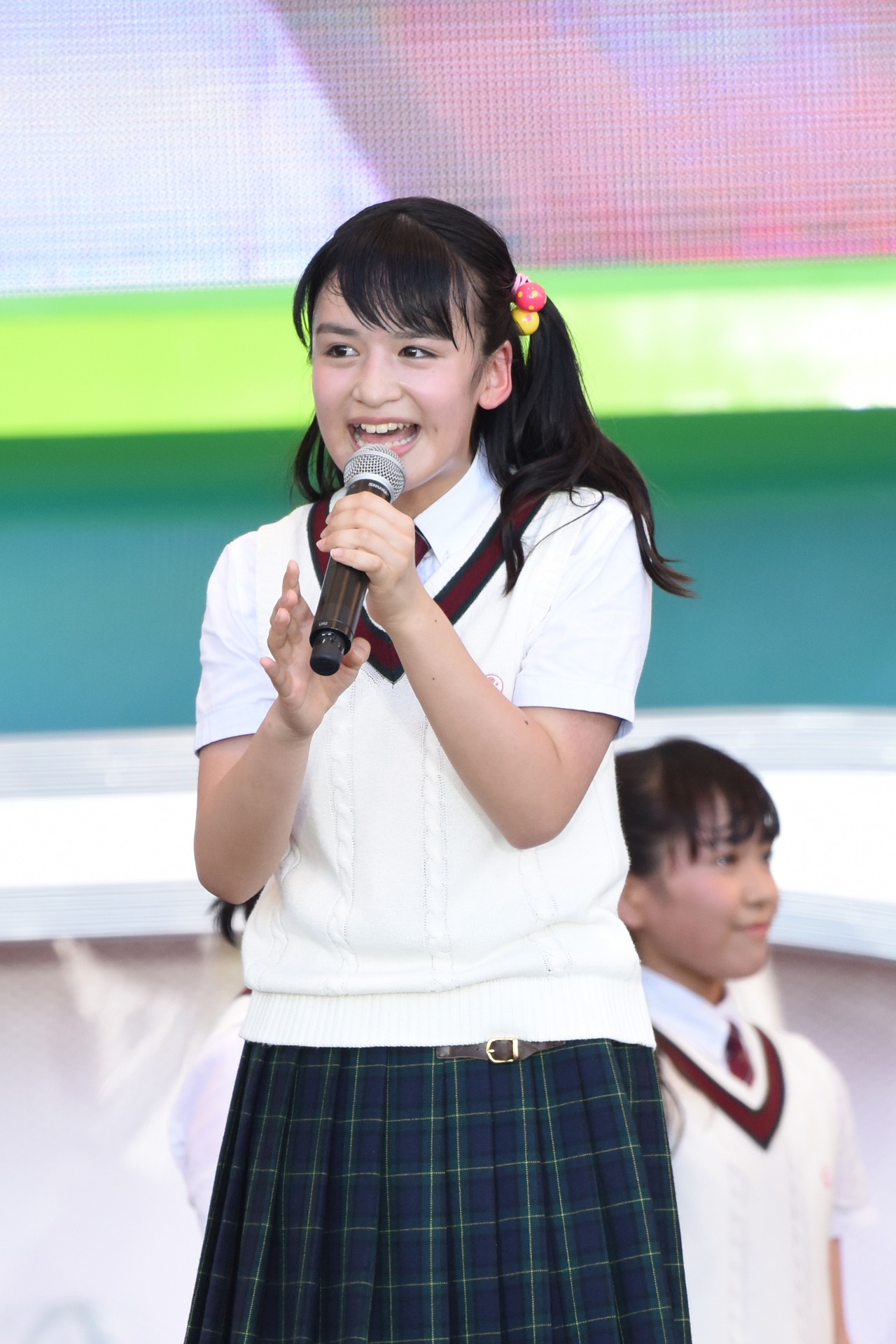 山出愛子