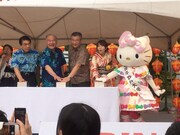 「みやざきグルメとランタンナイト」のオープンニング点灯式の様子。 （写真提供：エイベックス）