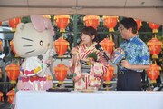 「みやざきグルメとランタンナイト」のオープンニング点灯式の様子。 （写真提供：エイベックス）