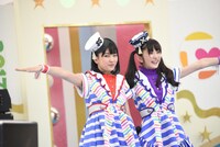 左から上田理子、瀬田さくら（いずれもばってん少女隊）。