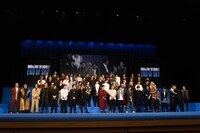 映画「HiGH&LOW THE MOVIE 2 / END OF SKY」の完成披露イベントの様子。