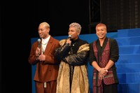 左から関口メンディー、ELLY、LIKIYA。