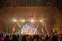 超特急のツアーファイナルの様子。