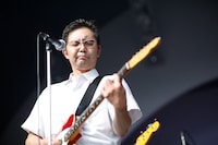 向井秀徳（ZAZEN BOYS）