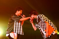 森崎ウィンと島田翼。（撮影：笹森健一）