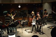 Mrs. GREEN APPLEが出演した「KIRIN BEER "Good Luck" LIVE」の様子。（写真提供：TOKYO FM）