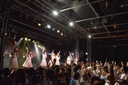 アイドルネッサンス サマーツアー 2017「君と夏を交感するネッサンス！！～Road to Brand New Dawn～」東京公演の様子。