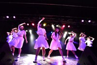 アイドルネッサンス サマーツアー 2017「君と夏を交感するネッサンス！！～Road to Brand New Dawn～」東京公演の様子。