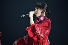 manaka（写真提供：ソニー・ミュージックレーベルズ）