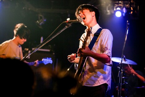 かたこと（Photo by Viola Kam［V'z Twinkle］）