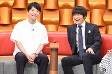 星野源とバカリズム。 (c)日本テレビ