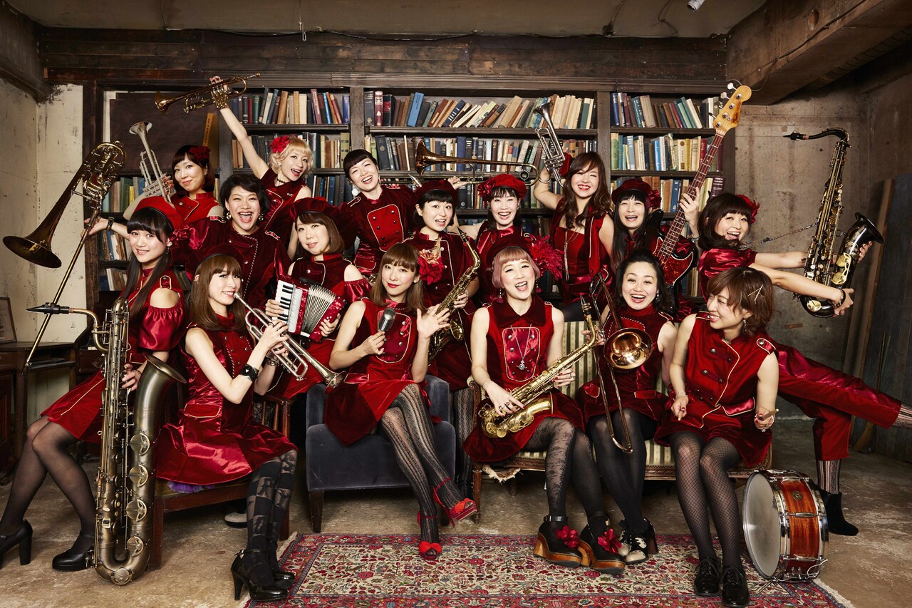 女性18人組トロピカルビッグバンド、たをやめオルケスタが“メジャーデビュー”