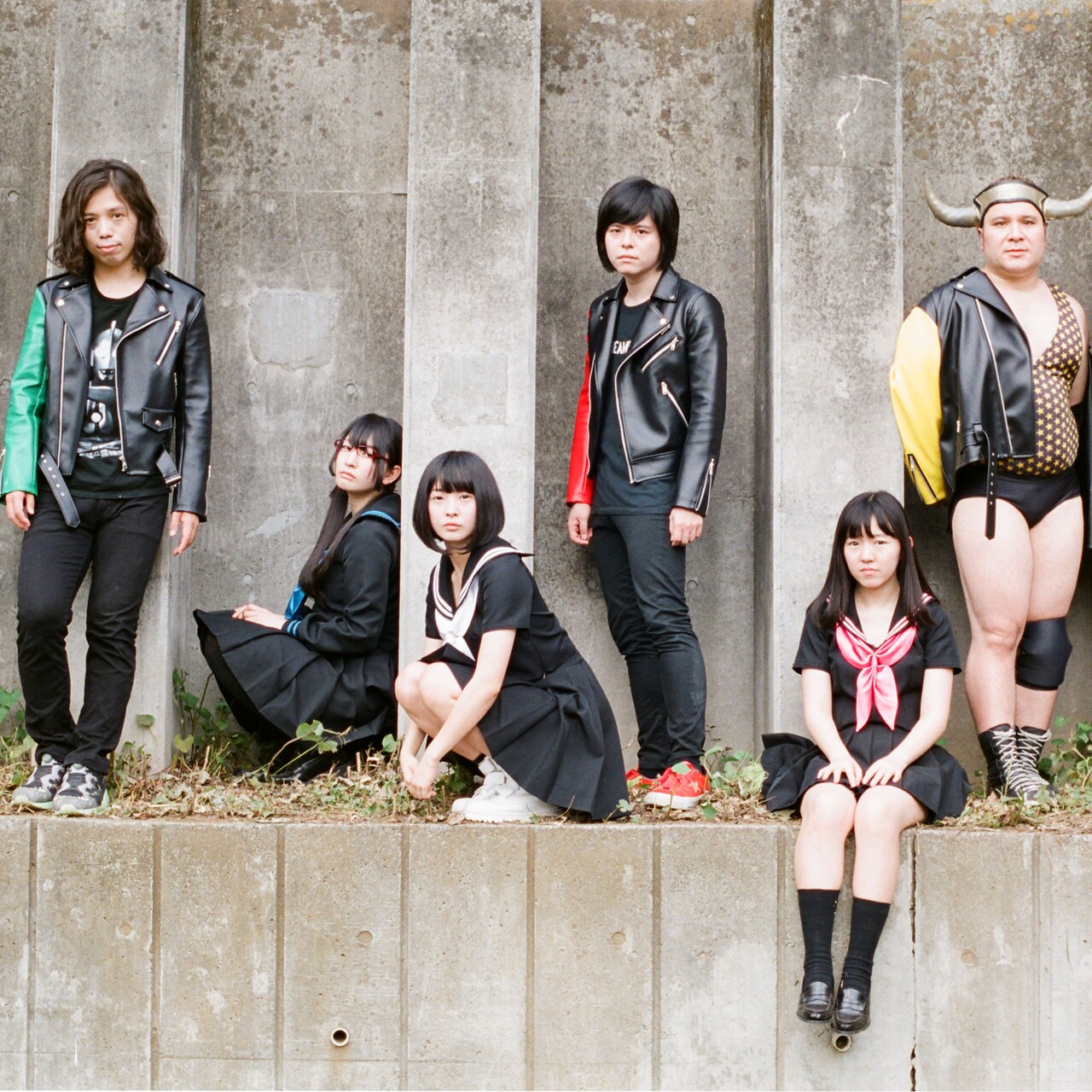 THE 夏の魔物、川島小鳥とタイコウクニヨシが撮り下ろした新作ジャケ公開