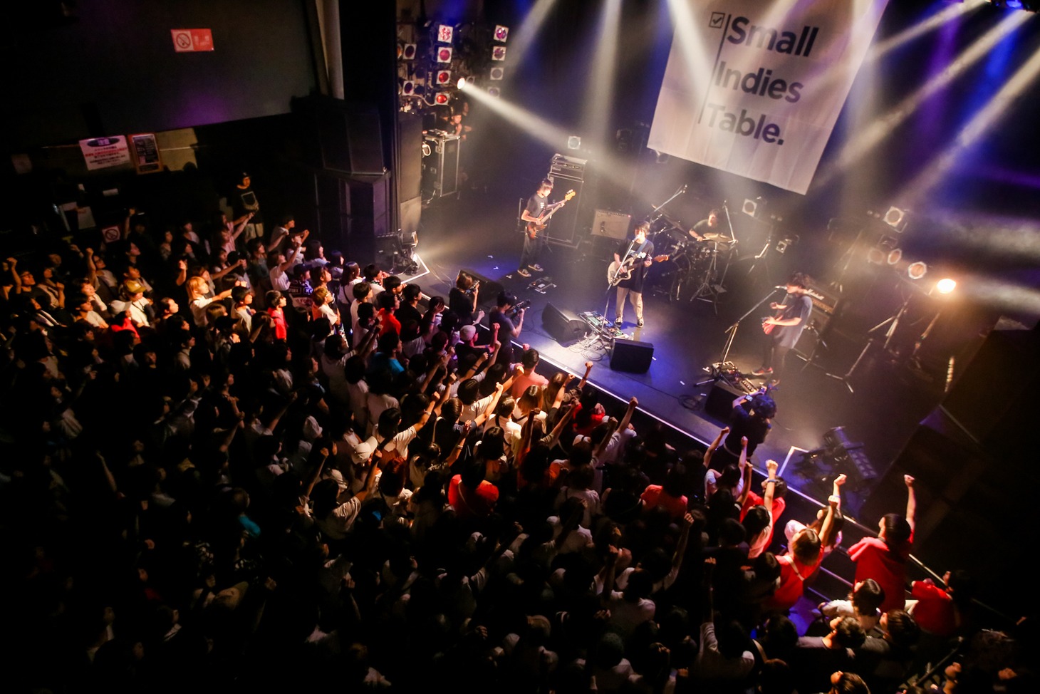KOTORIのライブの様子。（Photo by Viola Kam [V'z Twinkle]）