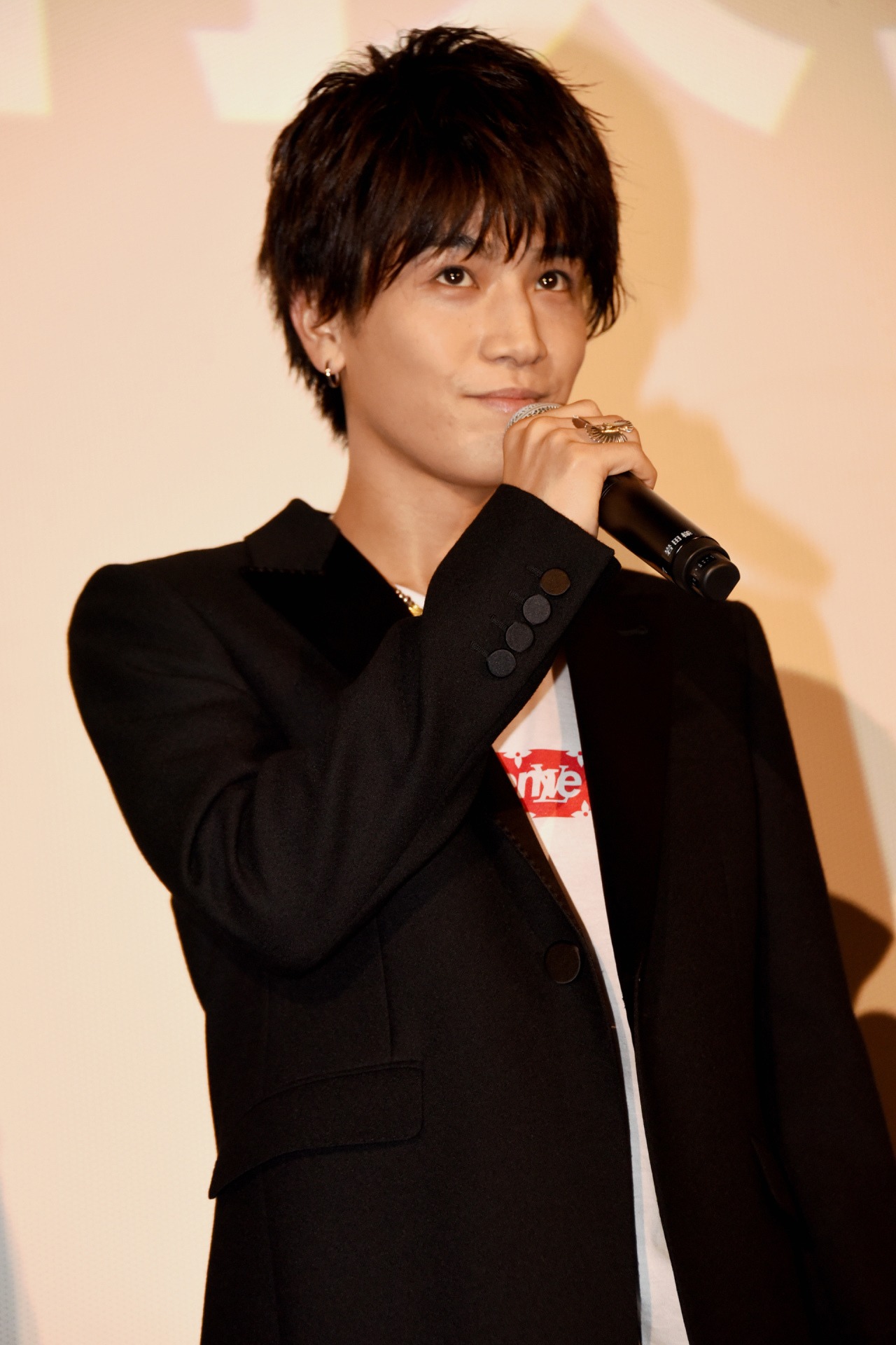岩田剛典