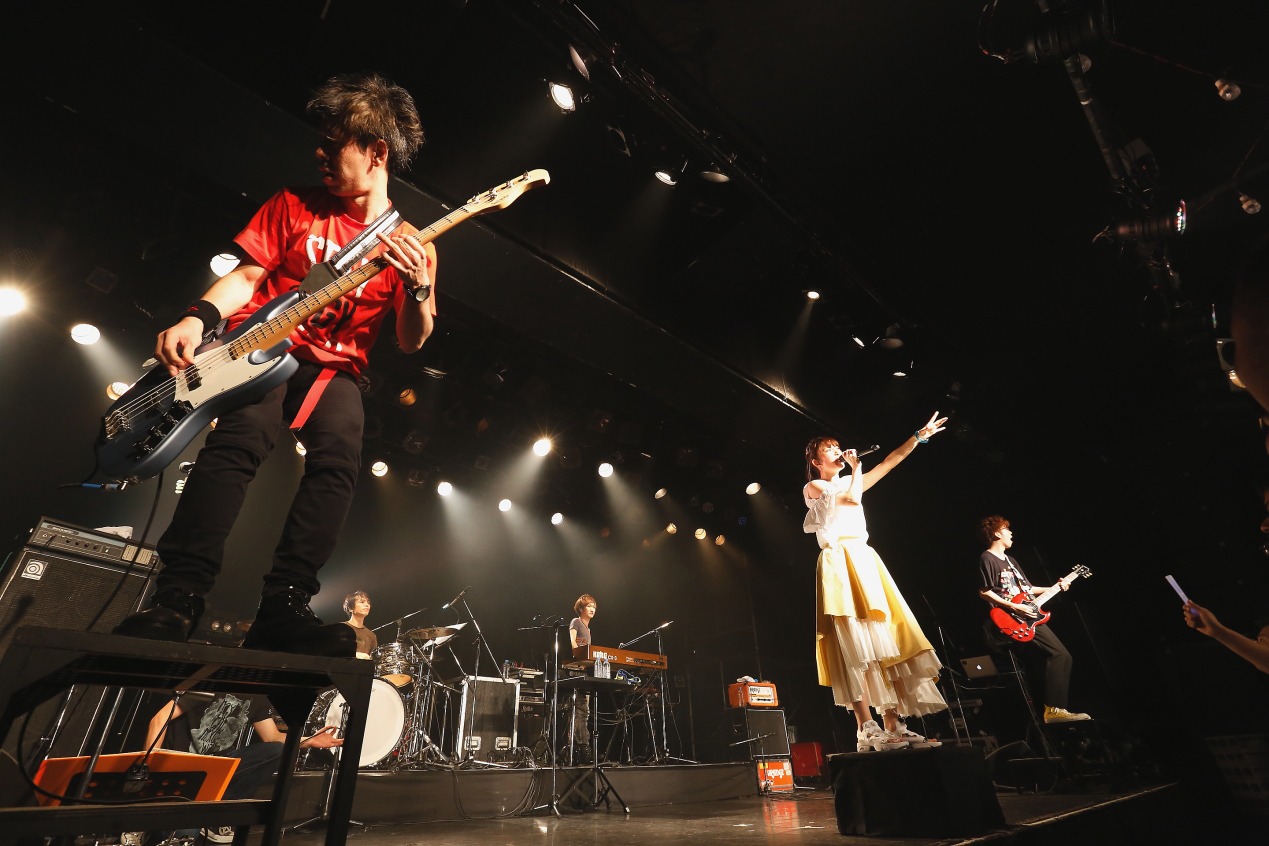 「小松未可子TOUR 2017 "Blooming Maps"」最終公演の様子。（撮影：森久）