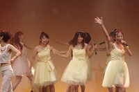 「LinQ第1035回新木こころ、伊藤麻希、岩本琴音、大庭彩歌、岸田麻佑、原直子、桃咲まゆ、卒業セレモニー『この人生一生エンタメっshow!!』」の様子。（提供：ジョブネット）