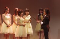 「LinQ第1035回新木こころ、伊藤麻希、岩本琴音、大庭彩歌、岸田麻佑、原直子、桃咲まゆ、卒業セレモニー『この人生一生エンタメっshow!!』」の様子。（提供：ジョブネット）