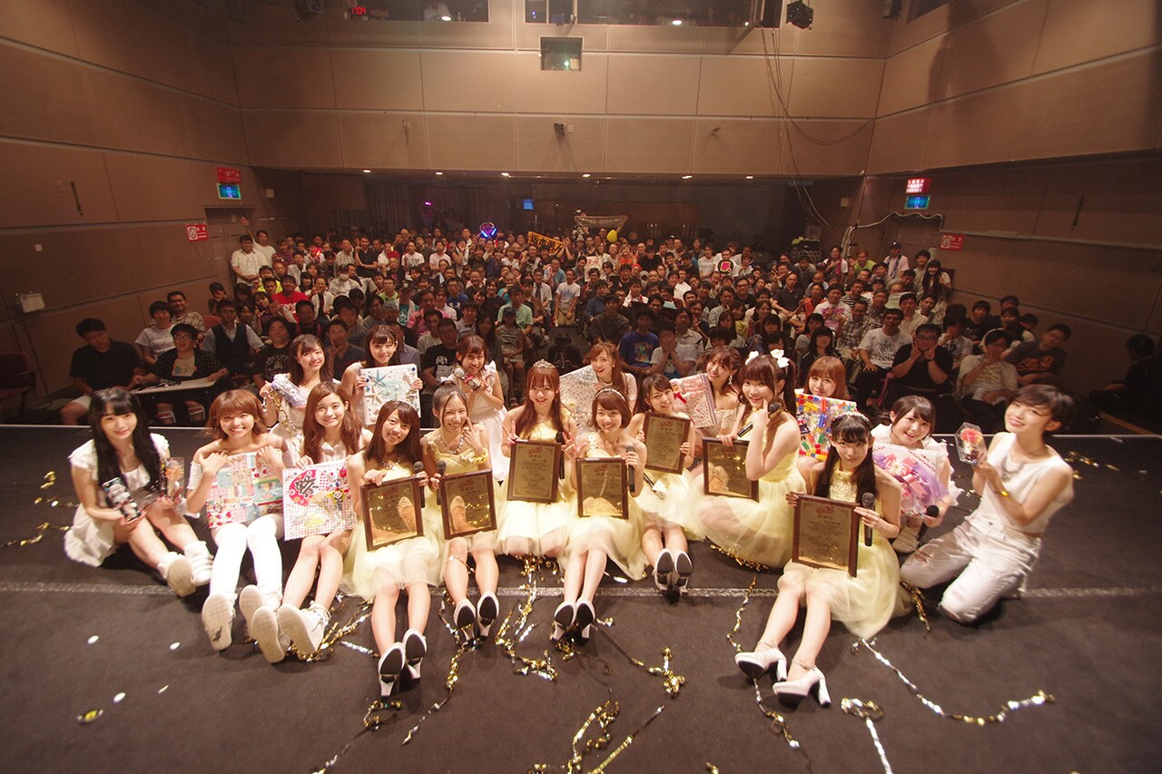 LinQ未来への決意語ったメンバー7人卒業セレモニー、新ユニットの旗揚げ公演発表