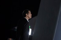 矢沢永吉が出演する「リネージュ2 レボリューション」テレビCM撮影時の様子。