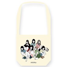UNEEDNOWのAKB48イラストトートバッグ。