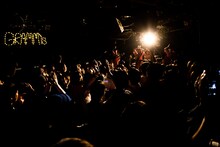 CHAI「“ロード・ツー・ダ・GRAMMYs” season4」東京・下北沢BASEMENT BAR公演の様子。（撮影：中磯ヨシオ）