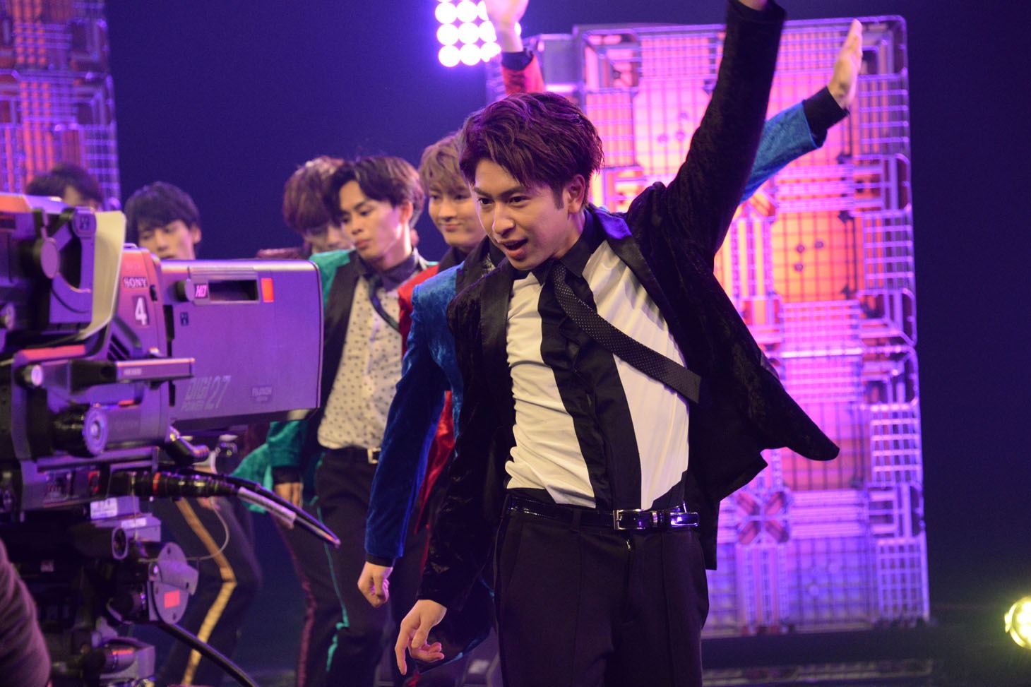 「超特急の撮れ高足りてますか？」スタジオライブの様子。