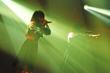 アイナ・ジ・エンド、セントチヒロ・チッチ。