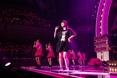 「AYAKA NATION 2017 in 両国国技館」初日公演の様子。（Photo by HAJIME KAMIIISAKA）