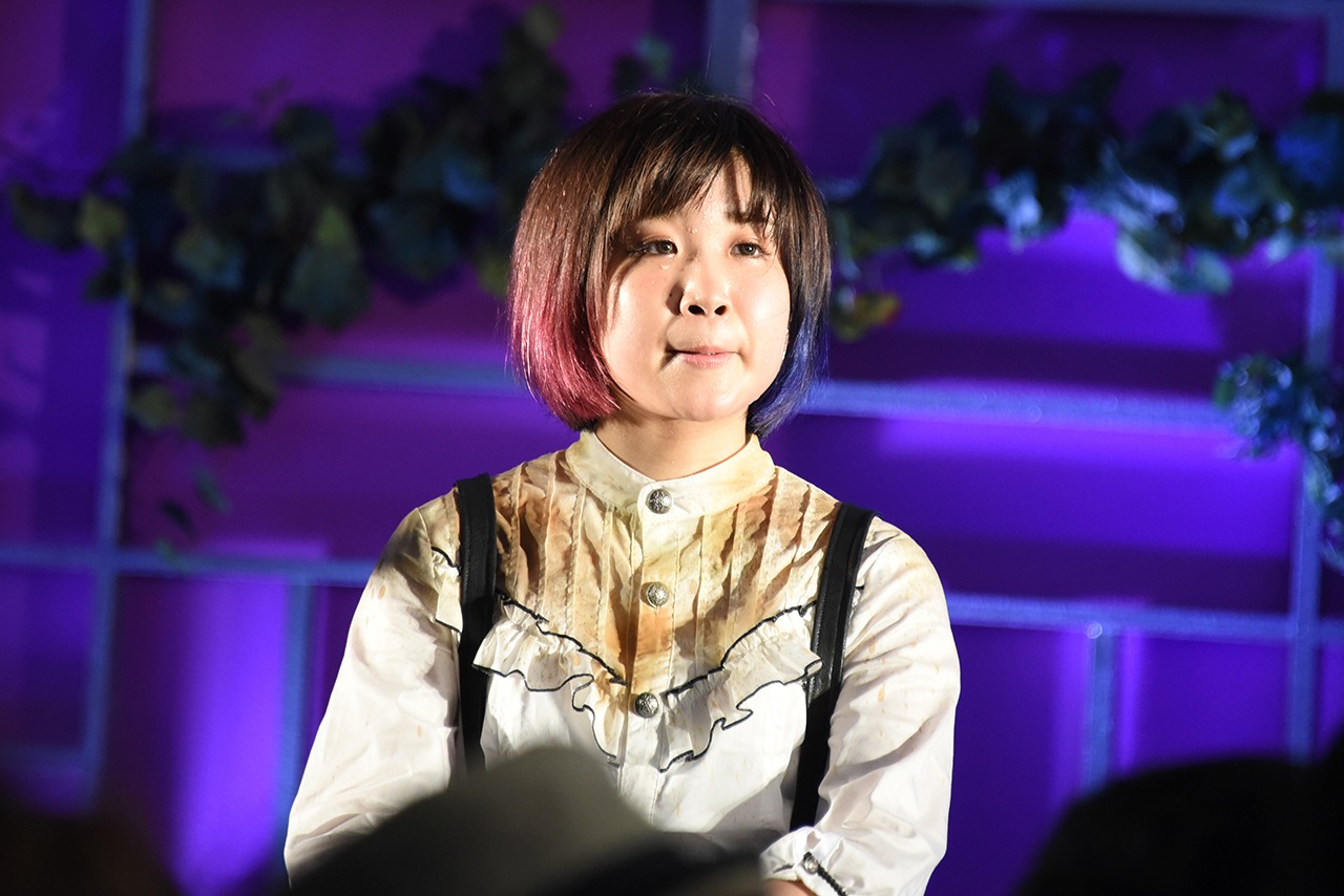 しふぉん