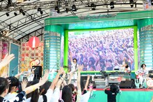 DISH//のめざましライブの様子。