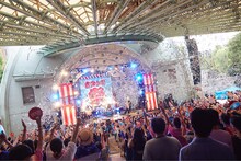 吉田山田「吉田山田祭り 2017」の様子。（撮影：岩崎真子）