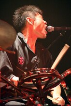 ミスター小西（Dr / フラワーカンパニーズ）（撮影：吉田圭子）