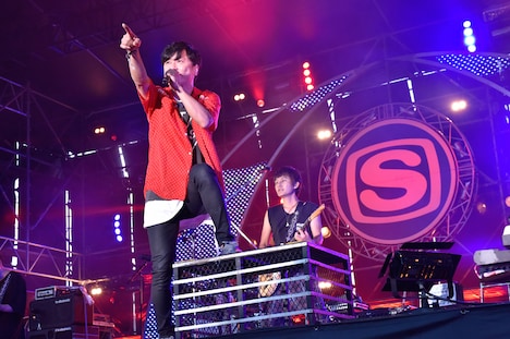 ポルノグラフィティ（撮影：古溪一道）