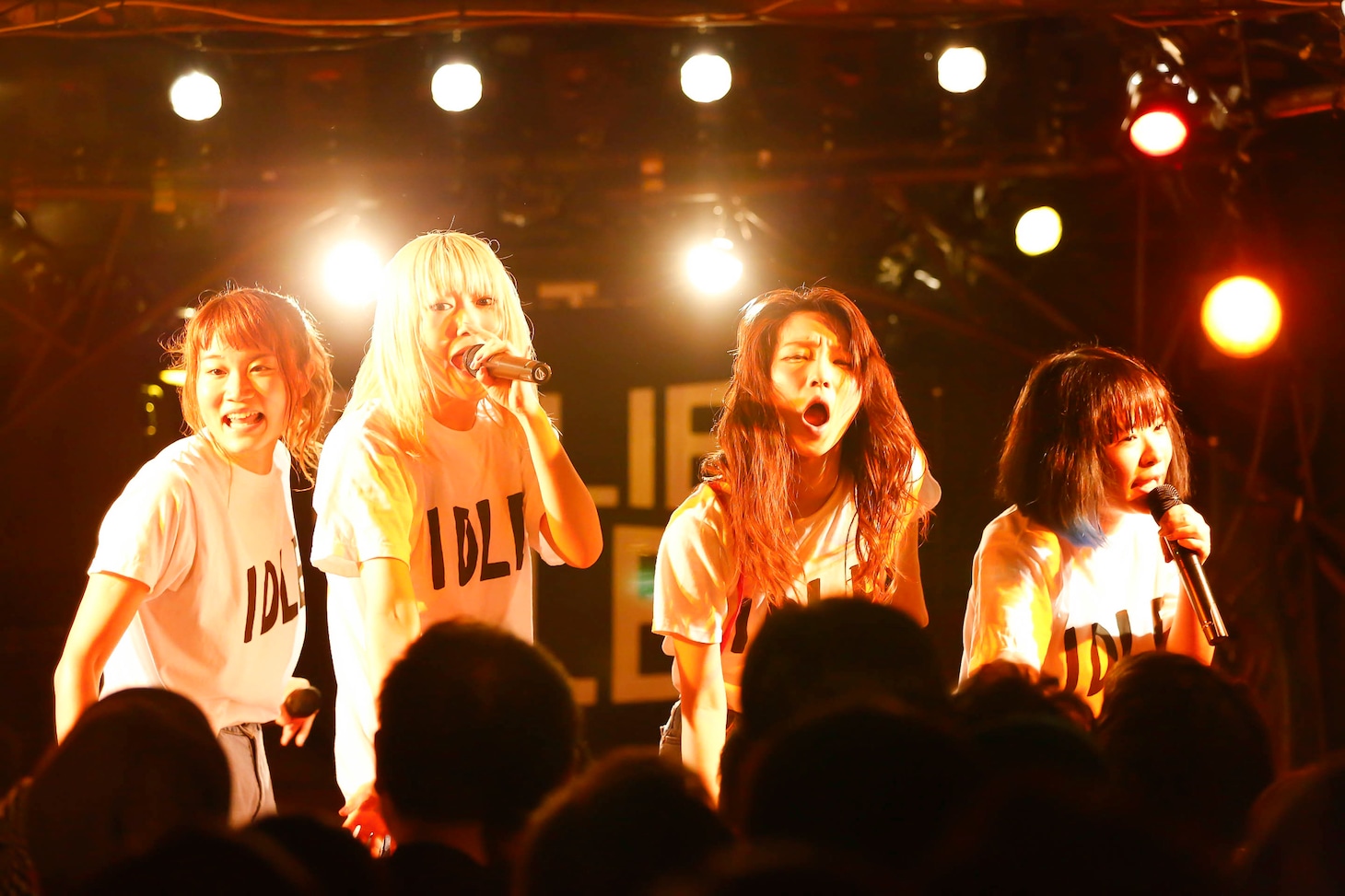 「BILLIE IDLE『MY WAY』ツアー」東京・下北沢SHELTER公演の様子。（提供 : オツモレコード）