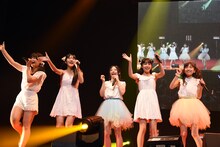 つりビットとハコイリ▽ムスメによるコラボレーションの様子。