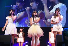 つりビットとハコイリ▽ムスメによるコラボレーションの様子。