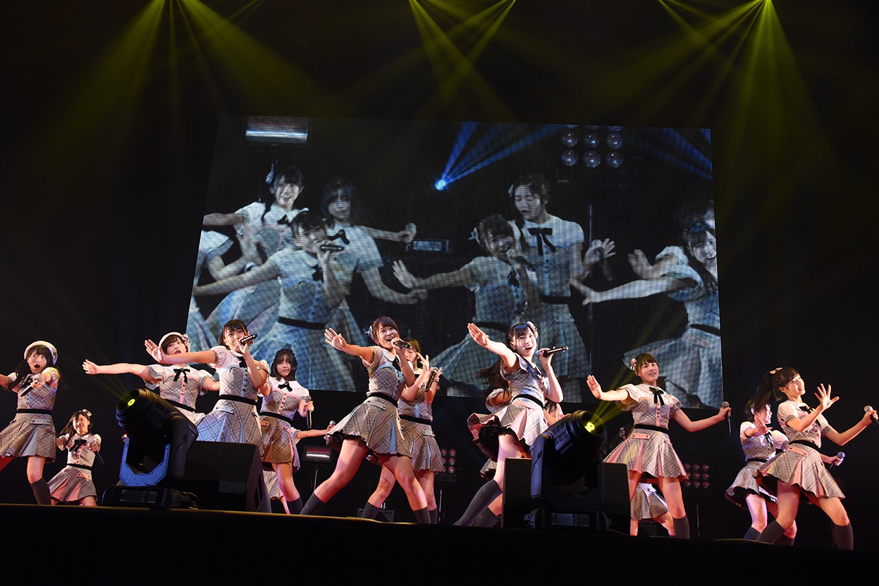 AKB48 Team 8
