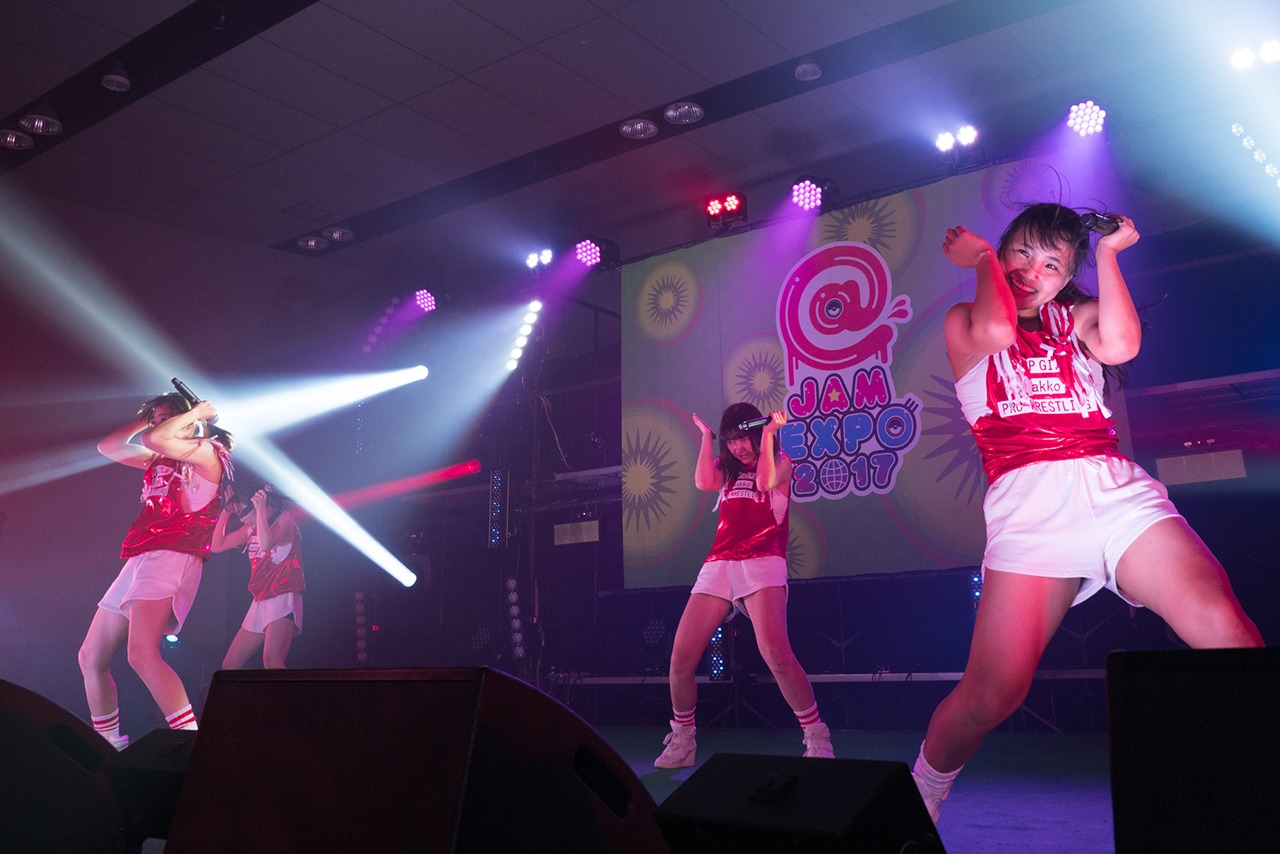 アップアップガールズ（プロレス）（写真提供：YU-Mエンターテインメント）