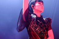 SU-METAL（Vo, Dance）（Photo by Taku Fujii）