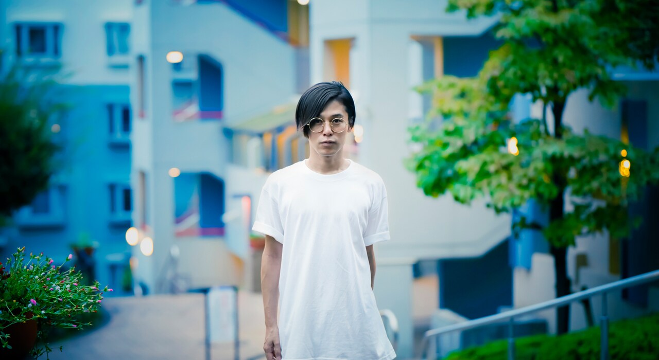 DE DE MOUSE、配信限定の新作リリース＆暗闇でレコ発ライブ