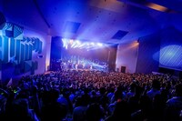 Little Glee Monster「リトグリライブツアー2017 秋 Let's Grooooove !!!!! Monster」千葉・市原市市民会館公演の様子。（Photo by HAJIME KAMIIISAKA）