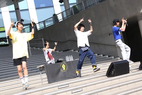 MAGiC BOYZ（撮影：小坂茂雄）
